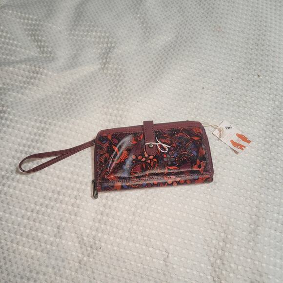 Sakroots Handbags - SAKROOTS NWT CABRRNET SPIRIT WRISTLET WALLET